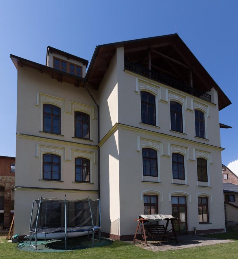 Apartmány Šetkova vila Jindřichŭv Hradec Esterno foto