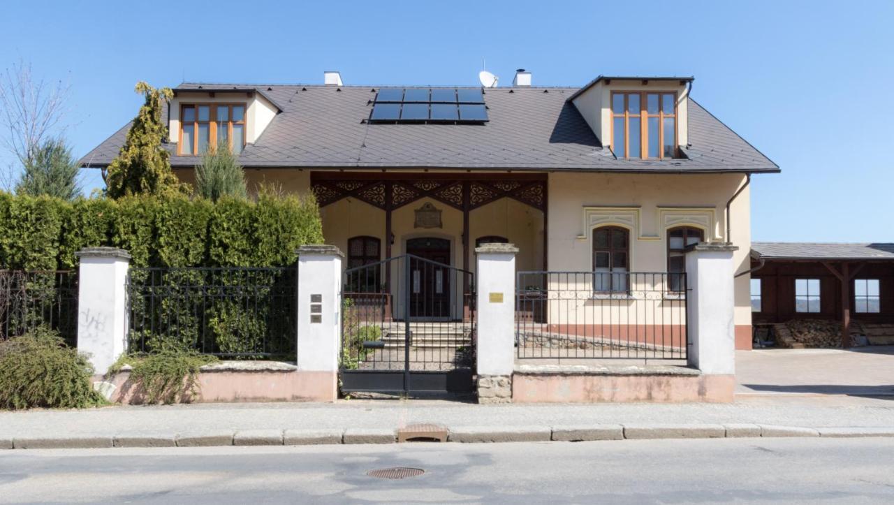 Apartmány Šetkova vila Jindřichŭv Hradec Esterno foto
